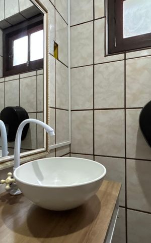 Casa para alugar com 100m², 3 quartos e 4 vagasLavabo
