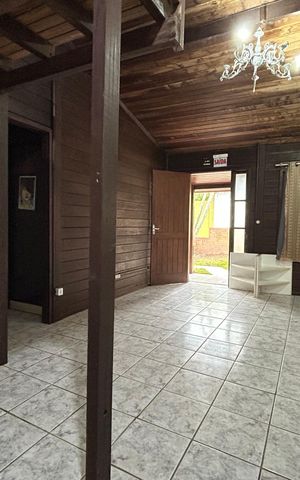 Casa para alugar com 100m², 3 quartos e 4 vagasSala 