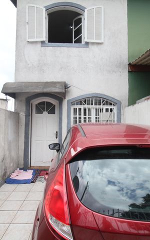 Casa à venda com 102m², 2 quartos e 1 vagaGaragem
