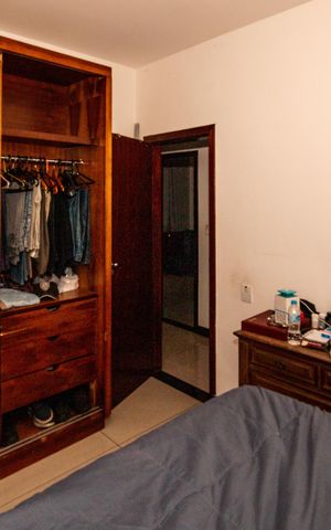 Casa à venda com 360m², 3 quartos e 4 vagas Casa à venda com 360m², 3 quartos e 4 vagasQuarto 3