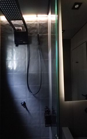 Apartamento à venda com 57m², 2 quartos e 1 vaga Apartamento à venda com 57m², 2 quartos e 1 vagaBanheiro