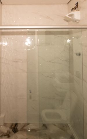 Casa para alugar com 240m², 3 quartos e 2 vagas Casa para alugar com 240m², 3 quartos e 2 vagasBanheiro Social