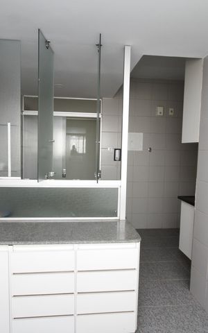 Apartamento para alugar com 107m², 3 quartos e 1 vagaÁrea de Serviço