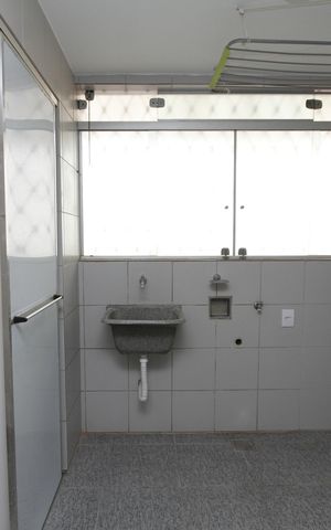 Apartamento para alugar com 107m², 3 quartos e 1 vagaÁrea de Serviço