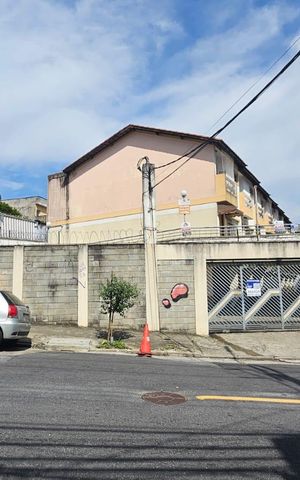 Casa de condomínio para alugar com 150m², 3 quartos e 2 vagasFachada