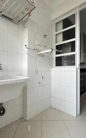 Apartamento para alugar com 74m², 2 quartos e 1 vaga Apartamento para alugar com 74m², 2 quartos e 1 vagaLavanderia