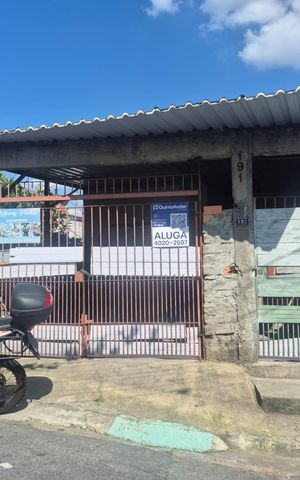 Casa para alugar com 70m², 4 quartos e sem vaga Casa para alugar com 70m², 4 quartos e sem vagaÁrea externa