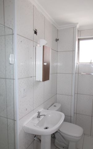 Apartamento para alugar com 52m², 2 quartos e sem vagaBanheiro