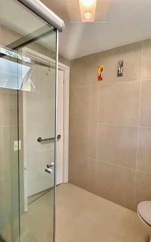 Apartamento para alugar com 40m², 1 quarto e 1 vaga Apartamento para alugar com 40m², 1 quarto e 1 vagaBanheiro