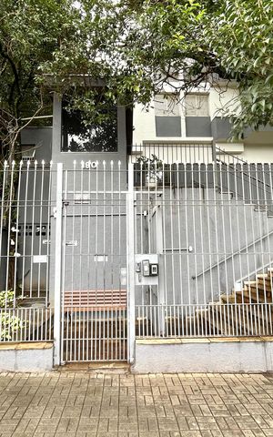 Apartamento para alugar com 95m², 3 quartos e 2 vagas Apartamento para alugar com 95m², 3 quartos e 2 vagasFachada