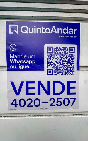 Casa à venda com 175m², 3 quartos e 4 vagas Casa à venda com 175m², 3 quartos e 4 vagasPlaca Instalada na Fachada