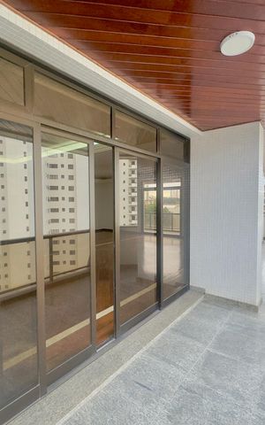 Apartamento para alugar com 478m², 7 quartos e 6 vagasVaranda da Sala