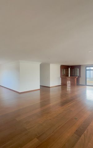Apartamento para alugar com 478m², 7 quartos e 6 vagas