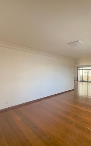 Apartamento para alugar com 478m², 7 quartos e 6 vagas