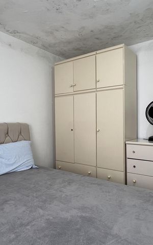 Casa à venda com 180m², 2 quartos e 2 vagas Casa à venda com 180m², 2 quartos e 2 vagasQuarto 1