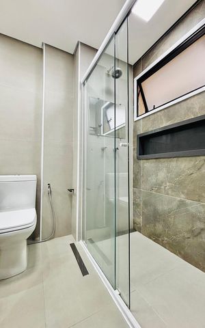 Apartamento para alugar com 180m², 3 quartos e 3 vagas Apartamento para alugar com 180m², 3 quartos e 3 vagasBanheiro da Suíte 2