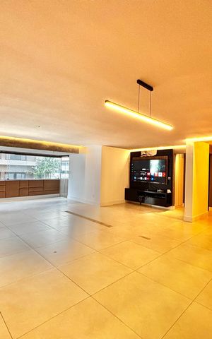 Apartamento para alugar com 180m², 3 quartos e 3 vagas Apartamento para alugar com 180m², 3 quartos e 3 vagasSala