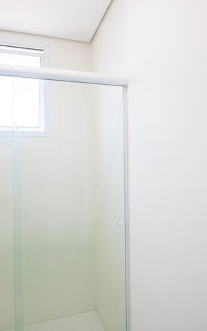 Apartamento para alugar com 76m², 2 quartos e 2 vagas Apartamento para alugar com 76m², 2 quartos e 2 vagasBanheiro do quarto 1