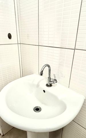 Apartamento para alugar com 47m², 2 quartos e 1 vaga Apartamento para alugar com 47m², 2 quartos e 1 vagaBanheiro