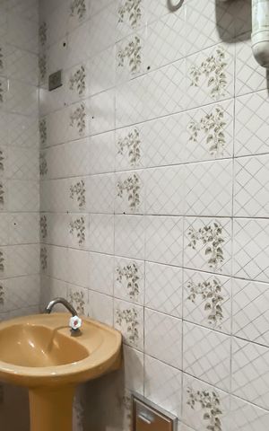 Casa para alugar com 125m², 3 quartos e 1 vaga Casa para alugar com 125m², 3 quartos e 1 vagaBanheiro de serviço