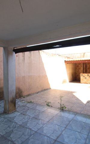 Casa à venda com 150m², 3 quartos e 1 vagaÁrea de Serviço