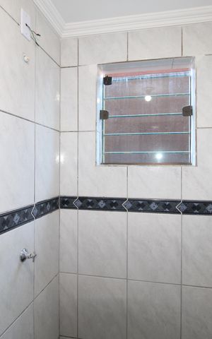 Casa à venda com 150m², 3 quartos e 1 vagaBanheiro 2