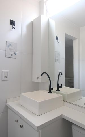 Apartamento para alugar com 55m², 2 quartos e 1 vagaBanheiro da suíte