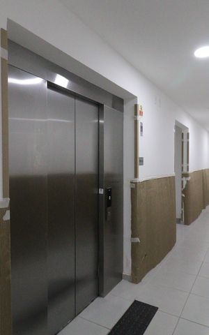 Apartamento para alugar com 37m², 2 quartos e sem vagaÁrea comum - Elevadores