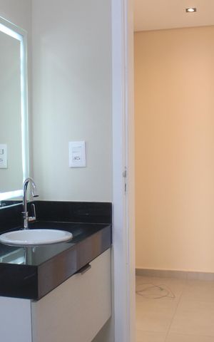 Casa para alugar com 290m², 4 quartos e 2 vagasBanheiro Social