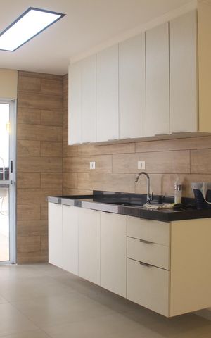 Casa para alugar com 290m², 4 quartos e 2 vagasCozinha