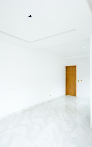 Casa à venda com 64m², 2 quartos e 2 vagasSala