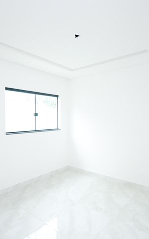 Casa à venda com 64m², 2 quartos e 2 vagasSala