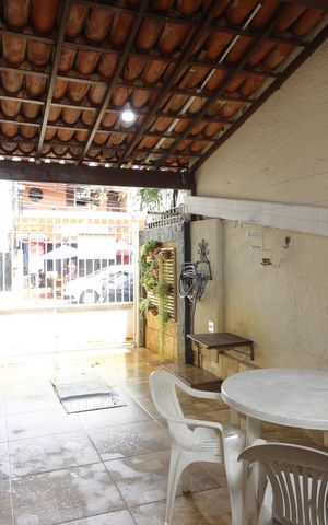 Casa para alugar com 117m², 5 quartos e 3 vagasÁrea externa