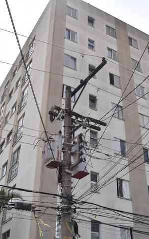 Apartamento para alugar com 50m², 2 quartos e 1 vaga Apartamento para alugar com 50m², 2 quartos e 1 vagaFachada