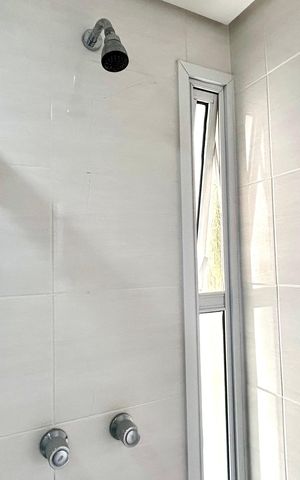 Apartamento para alugar com 76m², 3 quartos e 2 vagas Apartamento para alugar com 76m², 3 quartos e 2 vagasBanheiro 1