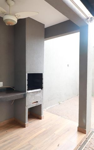 Casa para alugar com 190m², 3 quartos e 2 vagasVaranda 