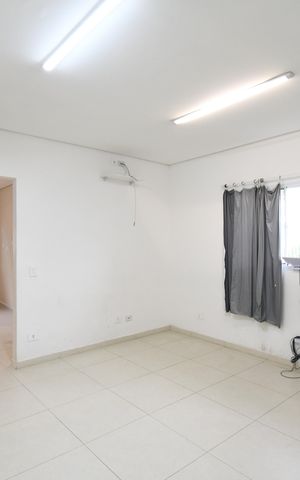 Casa para alugar com 203m², 4 quartos e 6 vagasSala 1