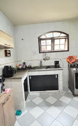 Casa à venda com 50m², 3 quartos e 2 vagasCozinha