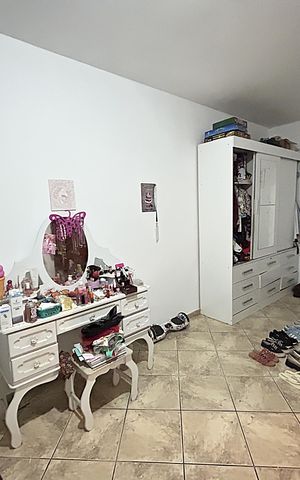 Casa à venda com 50m², 3 quartos e 2 vagasQuarto 2