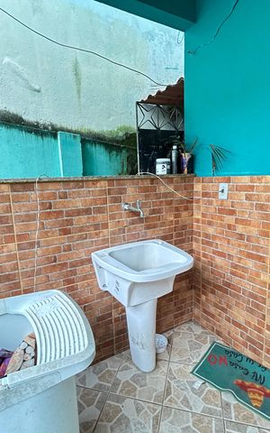 Casa à venda com 50m², 3 quartos e 2 vagasÁrea de Serviço