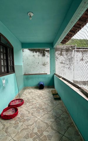 Casa à venda com 50m², 3 quartos e 2 vagasVaranda