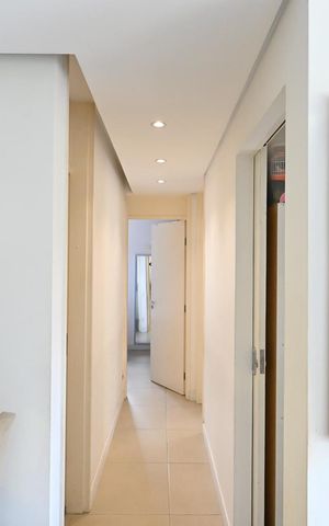 Apartamento para alugar com 64m², 3 quartos e 2 vagasCorredor