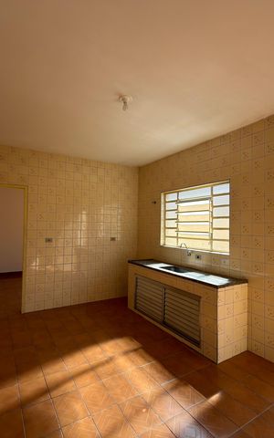 Casa para alugar com 125m², 2 quartos e 1 vaga Casa para alugar com 125m², 2 quartos e 1 vagaCozinha