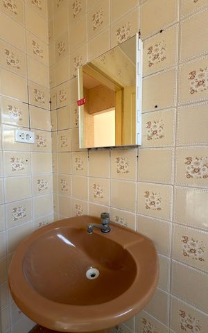 Casa para alugar com 125m², 2 quartos e 1 vaga Casa para alugar com 125m², 2 quartos e 1 vagaBanheiro Social