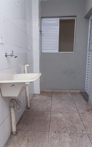 Apartamento para alugar com 46m², 2 quartos e sem vaga Apartamento para alugar com 46m², 2 quartos e sem vagaÁrea de Serviço