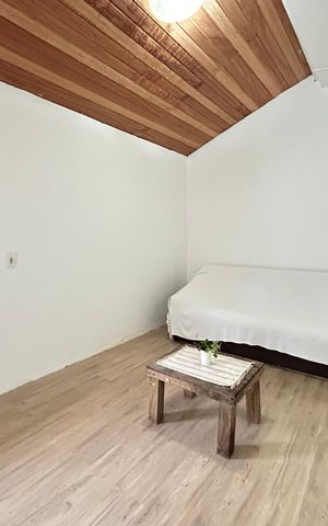 Casa para alugar com 150m², 2 quartos e 1 vaga Casa para alugar com 150m², 2 quartos e 1 vagaSala