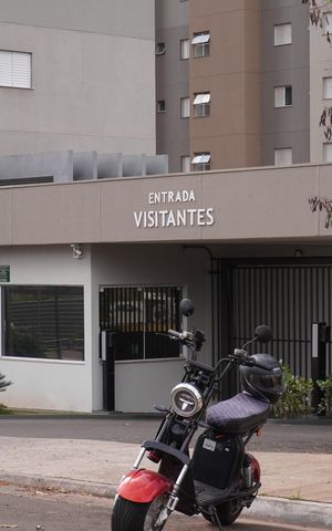 Apartamento para alugar com 48m², 2 quartos e 1 vagaFachada e portaria