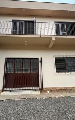 Casa para alugar com 180m², 3 quartos e 2 vagas Casa para alugar com 180m², 3 quartos e 2 vagasÁrea externa