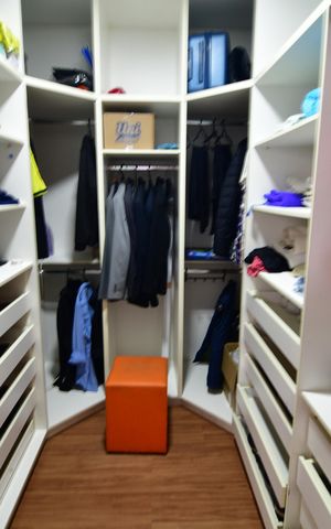 Casa à venda com 190m², 3 quartos e 2 vagasQuarto 3 - Suíte Closet