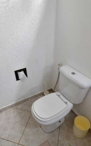 Casa à venda com 190m², 3 quartos e 2 vagasBanheiro Suíte